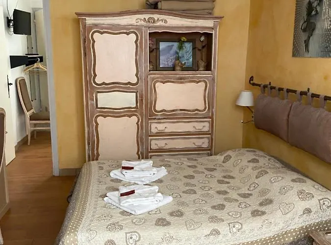 Boutique Couleurs Suds Hotel Cannes