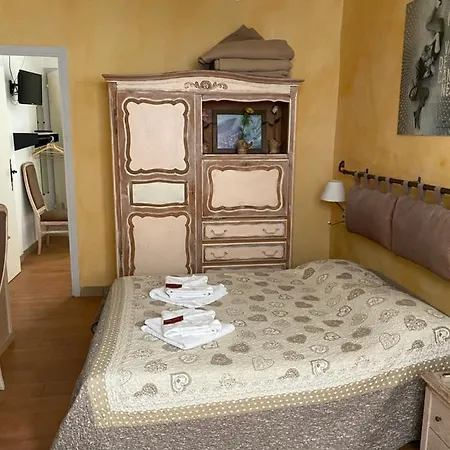 Boutique Couleurs Suds מלון קאן