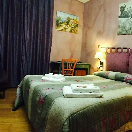 Boutique Couleurs Suds מלון